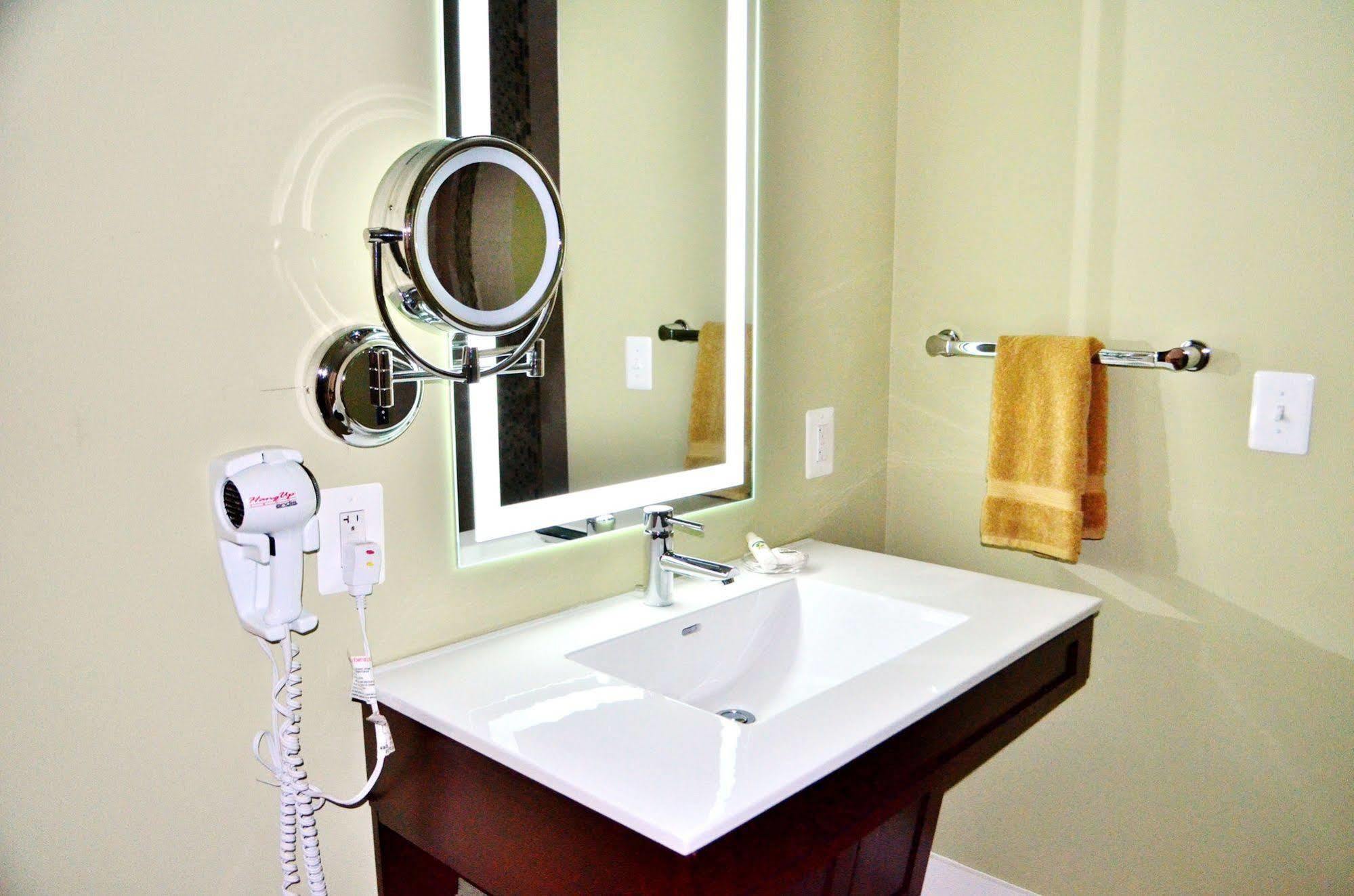 Culpeper Center Suites Eksteriør bilde